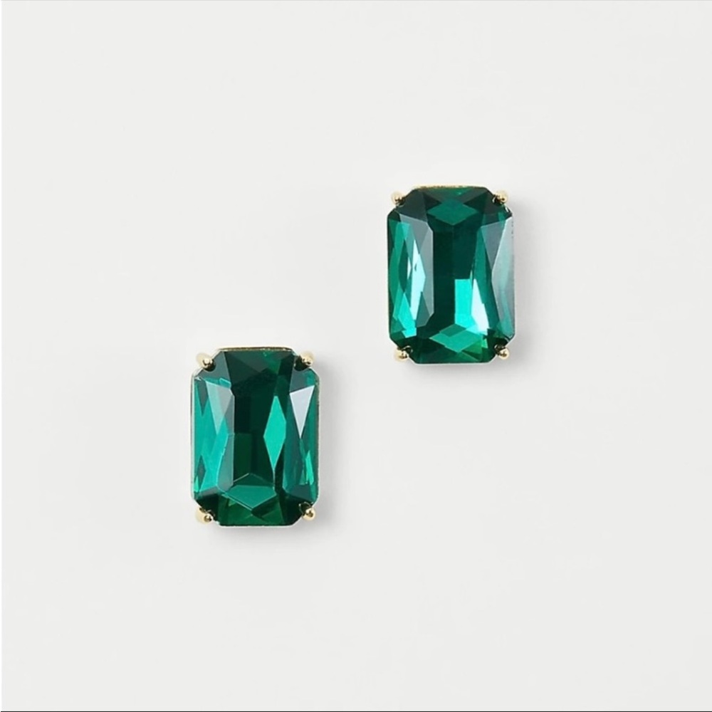 Ann Taylor Emerild cut stud  earring